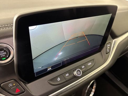 Used 2025 Chevrolet Blazer LT image 31