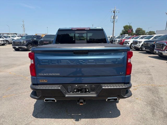 Used 2024 Chevrolet Silverado 1500 LT Trail Boss w/ Convenience Package II AWD/4WD image 5