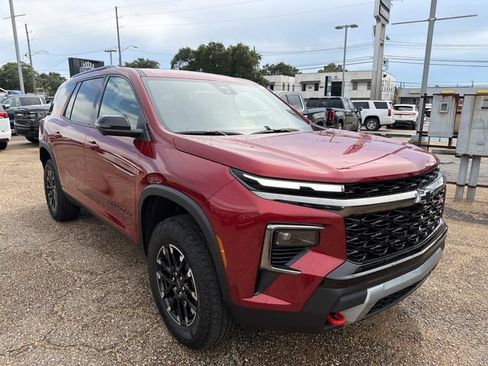 Used 2026 Chevrolet Traverse Z71 w/ Enhanced Driving Package AWD/4WD image 4