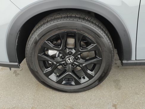 Used 2025 Honda HR-V Sport image 5