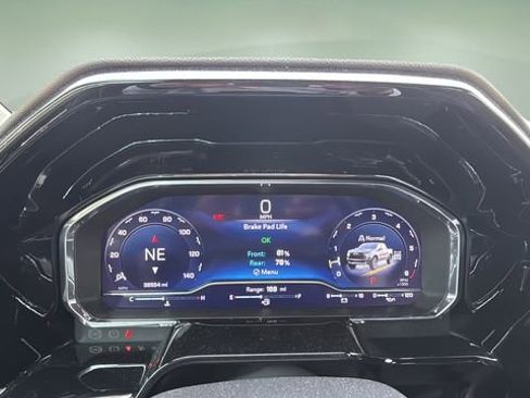 Used 2024 Chevrolet Silverado 1500 ZR2 w/ Technology Package image 15