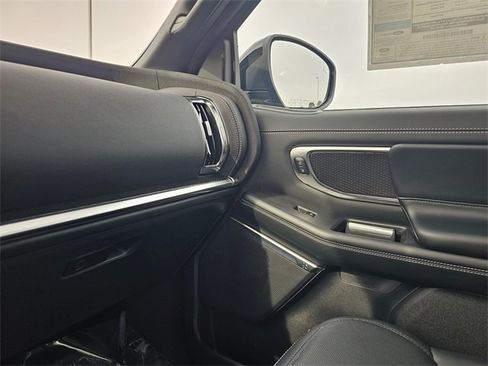 New 2025 Ford Expedition Max Platinum w/ Stealth Performance Package image 25