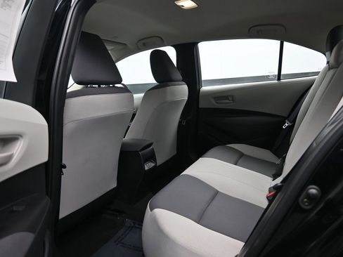 Used 2024 Toyota Corolla LE image 28