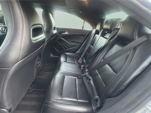 Used 2014 Mercedes-Benz CLA 250 4MATIC image 18