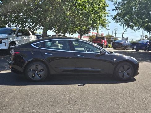 Used 2018 Tesla Model 3 Long Range AWD/4WD image 3