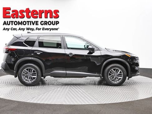 Used 2023 Nissan Rogue S AWD/4WD image 4
