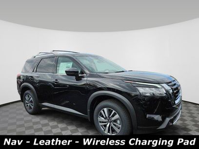 New 2025 Nissan Pathfinder SL