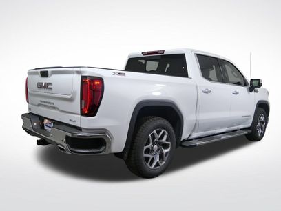 New 2026 GMC Sierra 1500 SLT w/ SLT Premium Plus Package