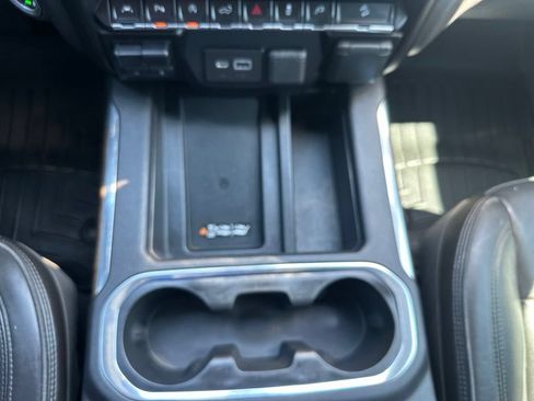 Used 2019 Chevrolet Silverado 1500 High Country AWD/4WD image 7