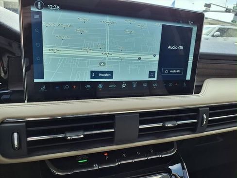 New 2026 Lincoln Corsair Grand Touring w/ Jet Appearance Package AWD/4WD image 14