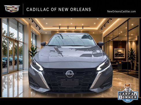 Used 2025 Nissan Altima 2.5 SV FWD image 9