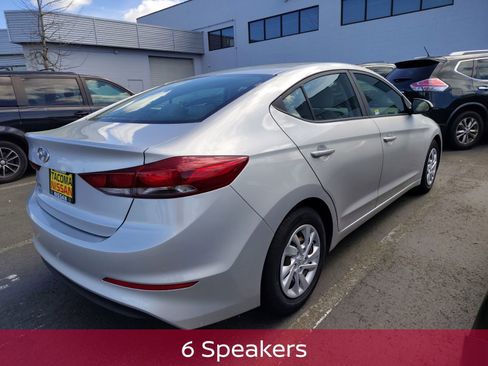 Used 2018 Hyundai Elantra SE image 4