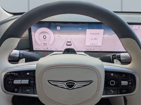 New 2025 Genesis GV80 3.5T e-SC image 28