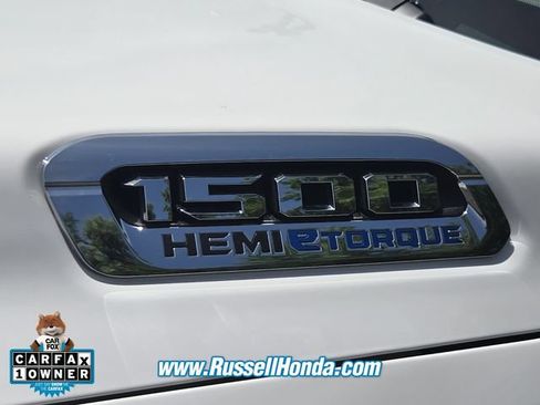 Used 2024 RAM 1500 4x4 Crew Cab image 5