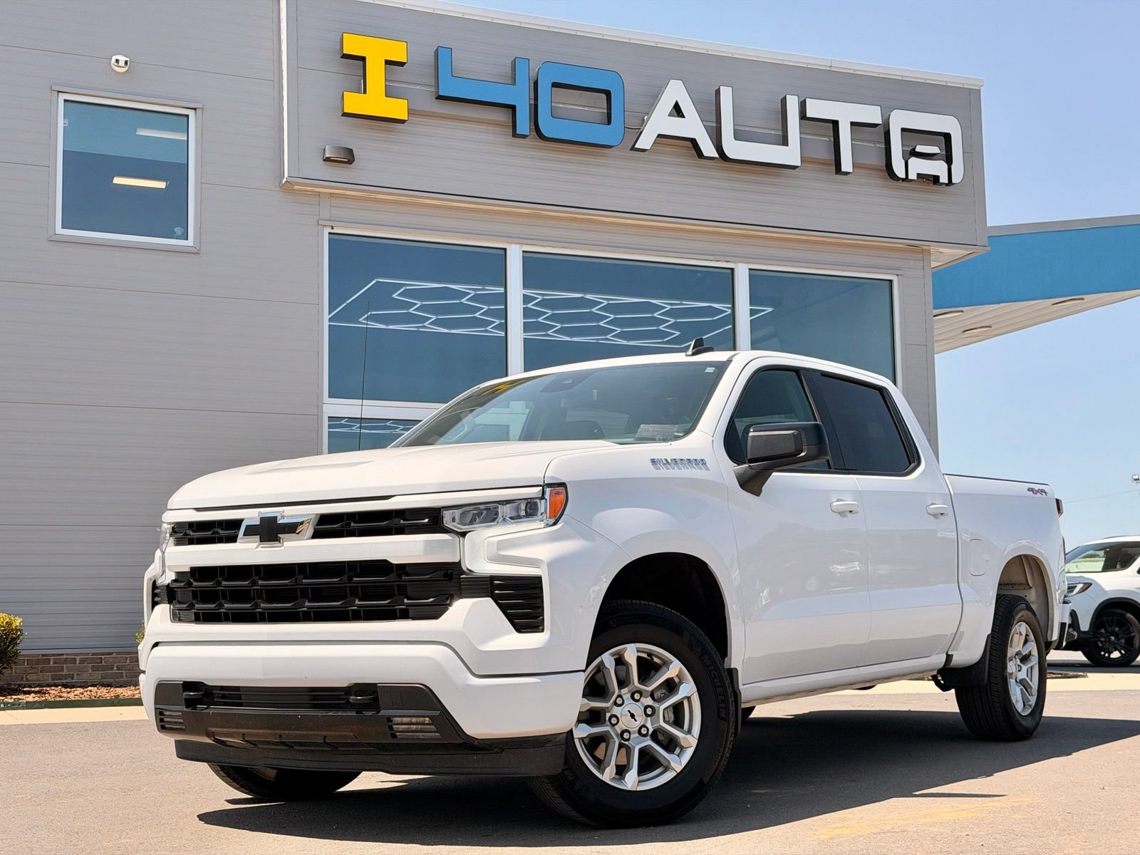 Used 2026 Chevrolet Silverado 1500 RST AWD/4WD image 1