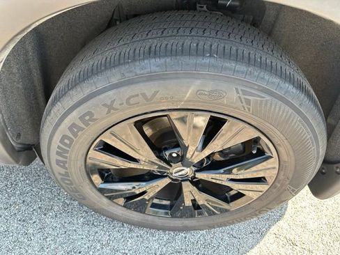 Used 2023 Nissan Rogue SV w/ SV Premium B Package AWD/4WD image 7