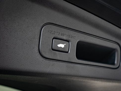 Used 2023 Acura MDX SH-AWD w/ Advance Package image 19