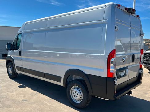 New 2026 RAM ProMaster 2500 FWD image 3
