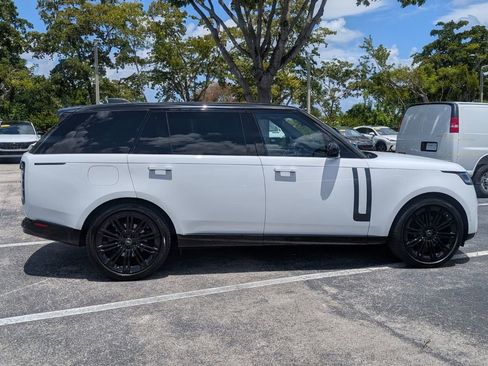 Used 2023 Land Rover Range Rover Long Wheelbase SE AWD/4WD image 9