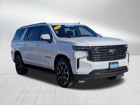 Used 2022 Chevrolet Suburban RST w/ Luxury Package image 8