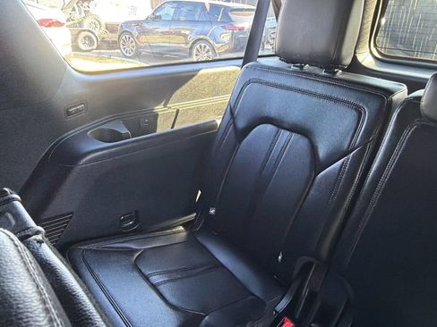 Used 2019 Ford Expedition Max Limited RWD image 33