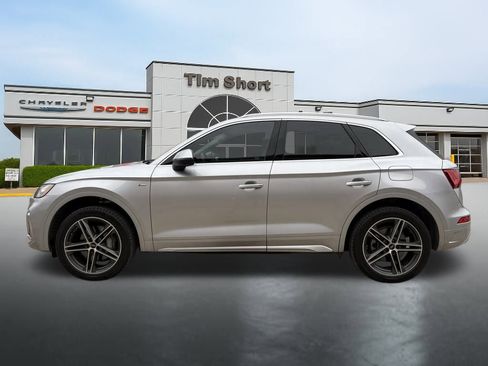 Used 2022 Audi Q5 e Premium Plus image 2