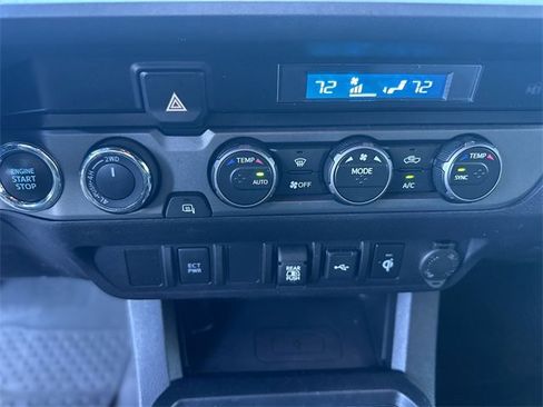 Used 2021 Toyota Tacoma TRD Off-Road image 20