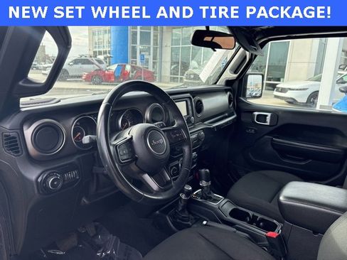 Used 2020 Jeep Wrangler Sport image 13