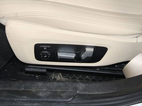 Used 2019 BMW 330i xDrive Sedan image 14