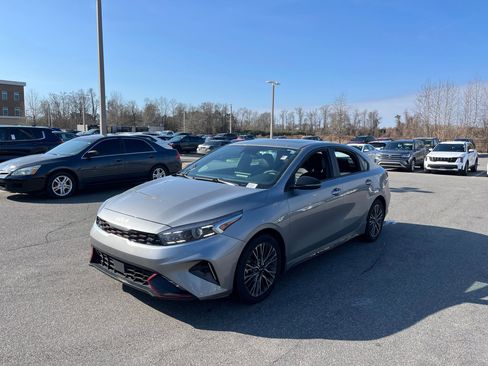 Used 2024 Kia Forte GT-Line w/ GT-Line Premium Package image 4