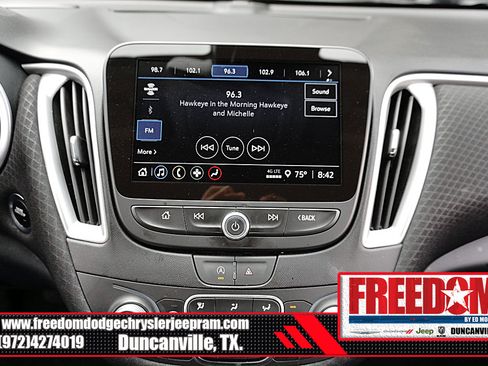 Used 2024 Chevrolet Malibu LT FWD image 20
