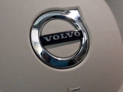 Used 2025 Volvo XC90 B6 Plus w/ Protection Package Premier AWD/4WD image 39