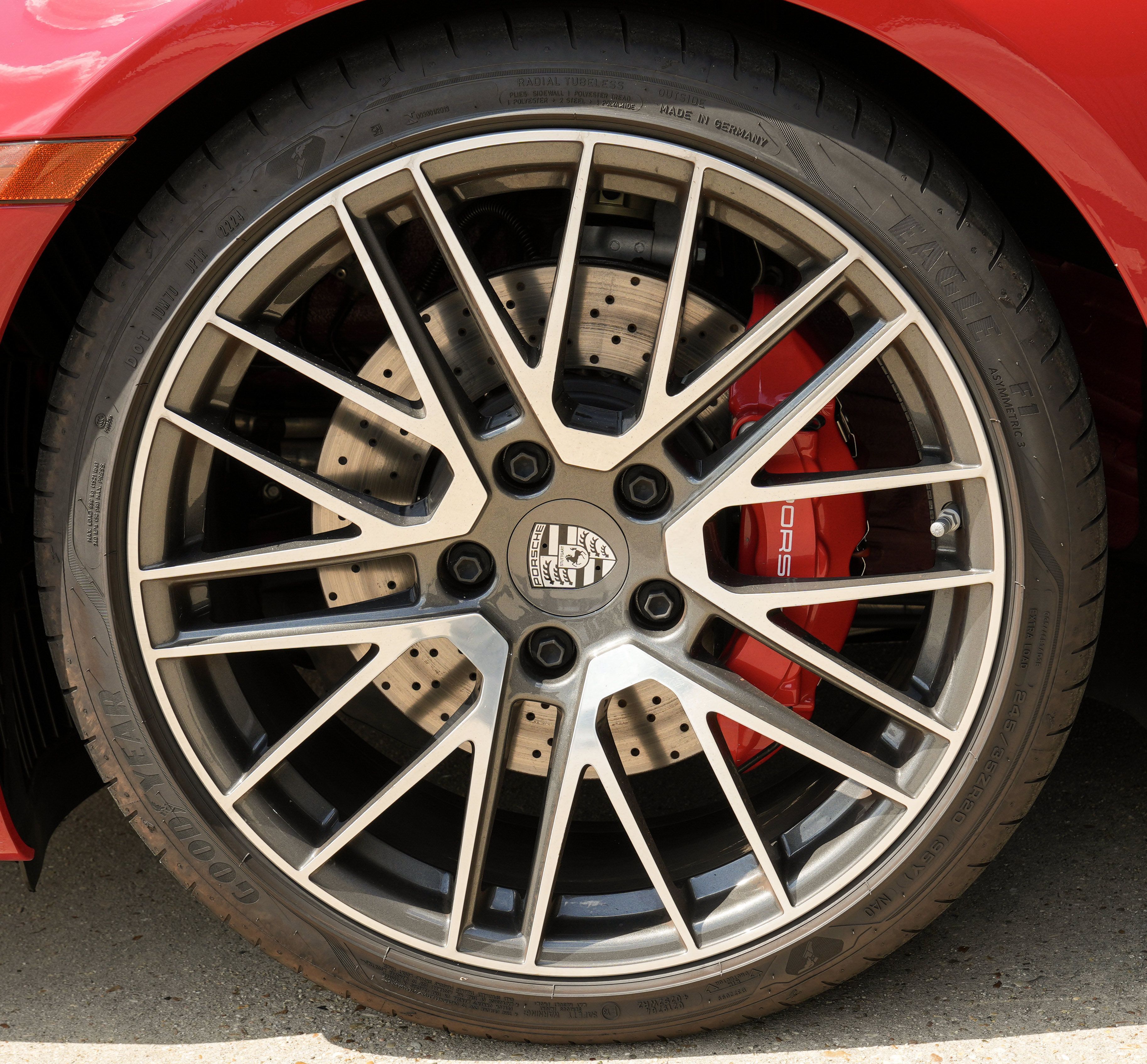 Certified 2024 Porsche 911 Carrera S RWD image 12