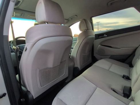 Used 2016 Hyundai Tucson Sport image 18