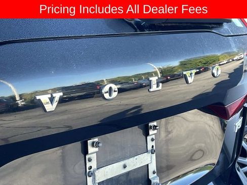Used 2018 Volvo XC60 T5 Momentum w/ Vision Package AWD/4WD image 7
