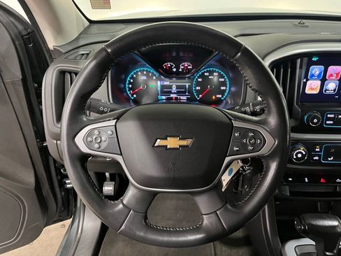 Used 2017 Chevrolet Colorado LT w/ LT Convenience Package image 18