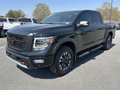 Used 2024 Nissan Titan PRO-4X w/ Pro-4x Convenience Package