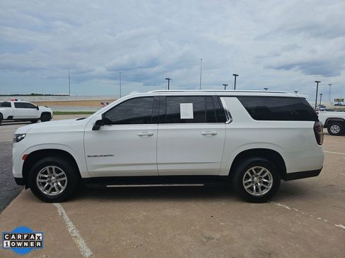 Used 2024 Chevrolet Suburban LT AWD/4WD image 7