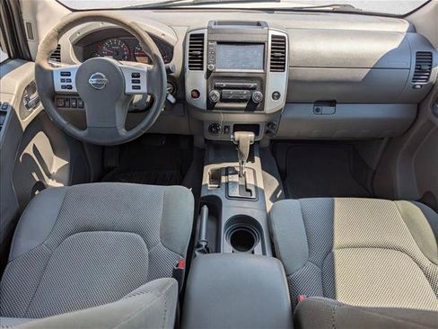 Used 2019 Nissan Frontier SV AWD/4WD image 16