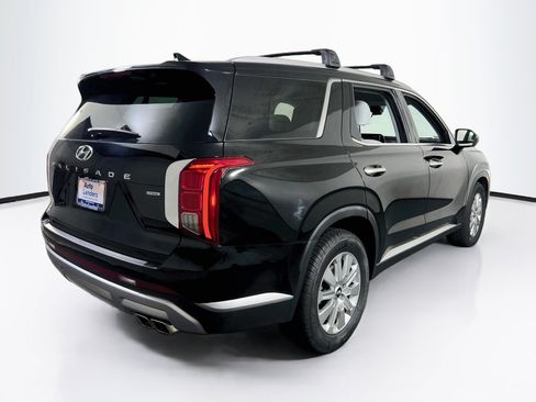 Used 2023 Hyundai Palisade SEL AWD/4WD image 5