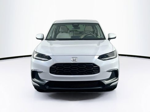 Used 2023 Honda HR-V LX image 2