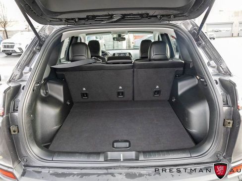 Used 2022 Jeep Cherokee Trailhawk image 39