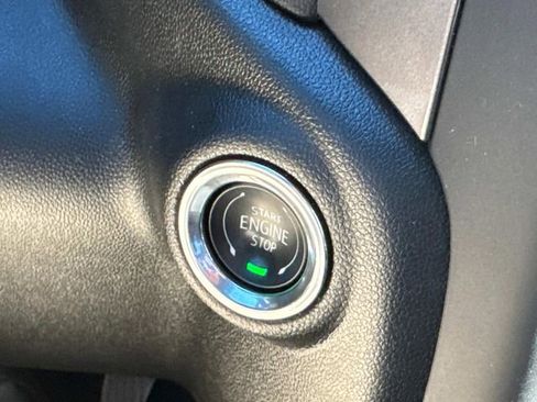 Certified 2025 Chevrolet Silverado 1500 Custom image 35