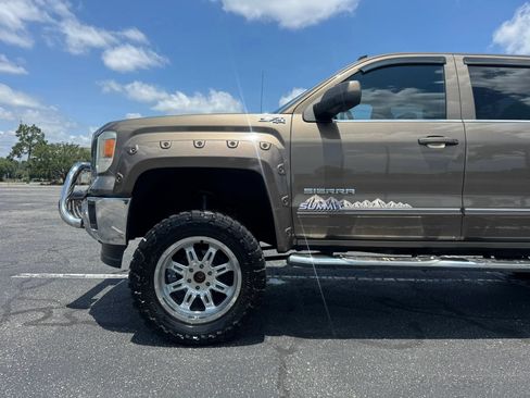 Used 2014 GMC Sierra 1500 SLE w/ SLE Value Package AWD/4WD image 10