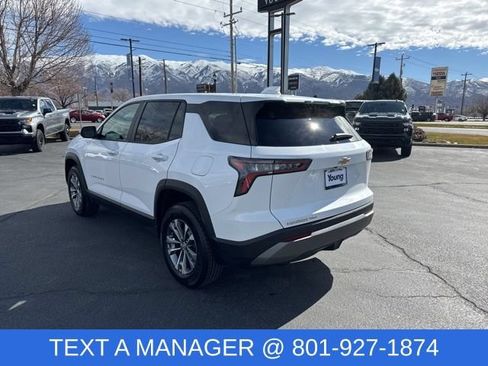 Used 2025 Chevrolet Equinox LT AWD/4WD image 5