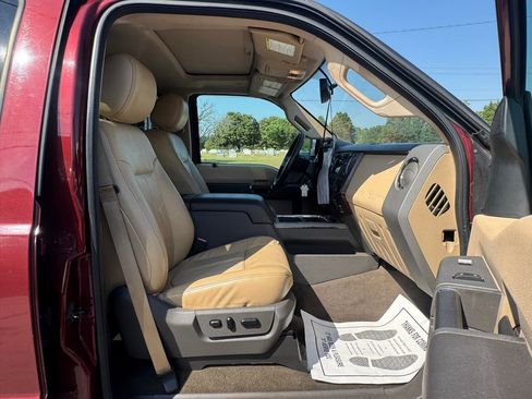 Used 2012 Ford F250 Lariat w/ Lariat Ultimate Pkg AWD/4WD image 22