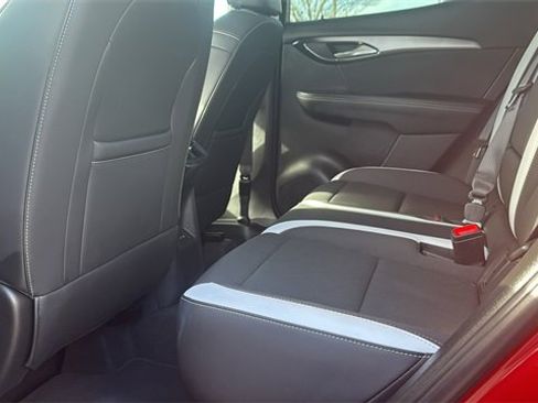 Certified 2025 Buick Envision Sport Touring image 23