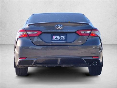 Used 2018 Toyota Camry SE w/ Convenience Package FWD image 7