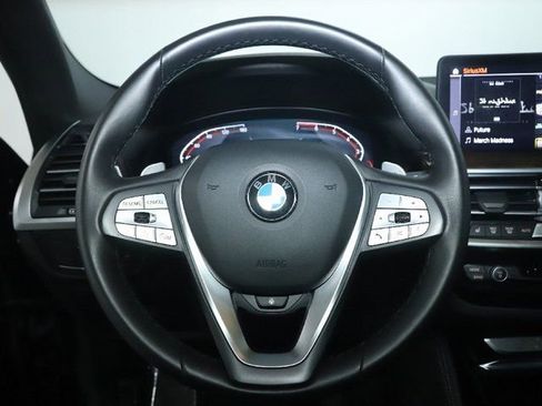 Used 2025 BMW X4 xDrive30i AWD/4WD image 25