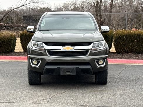 Used 2018 Chevrolet Colorado LT w/ Luxury Package, Chrome image 2